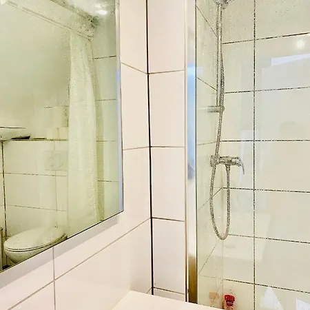 Cozy Flat Near Moselle *